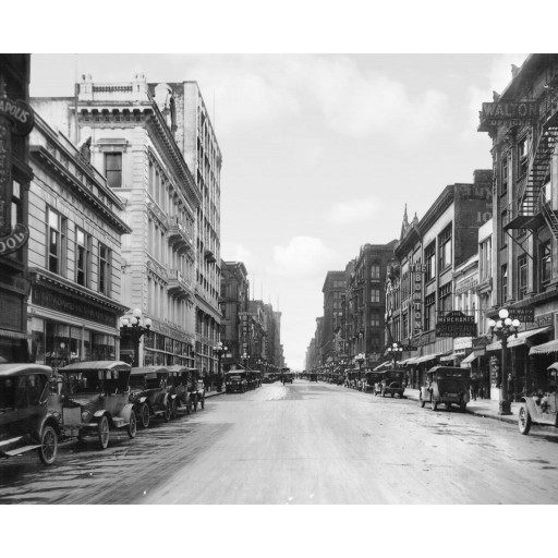 Nicollet Avenue, Looking South, c1918