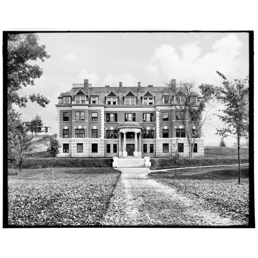 Richardson Hall at Darmouth College, Hanover, c1900