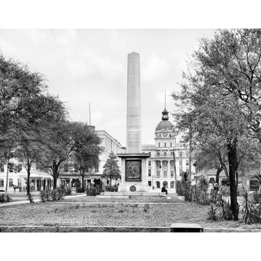 The Greene Monument Outside City Hall, c1904