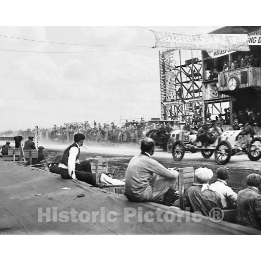 Long Island, New York, Vanderbilt�s Raceway, Nassau County, c1910