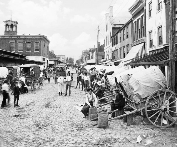 Richmond, Virginia, Hucksters Outside the Sixth Street Market, c1908