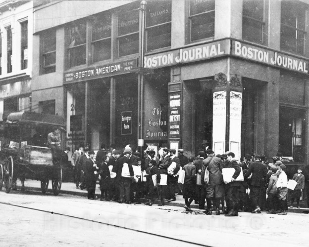 Boston, Massachusetts, Newsies at the Boston Journal, c1909