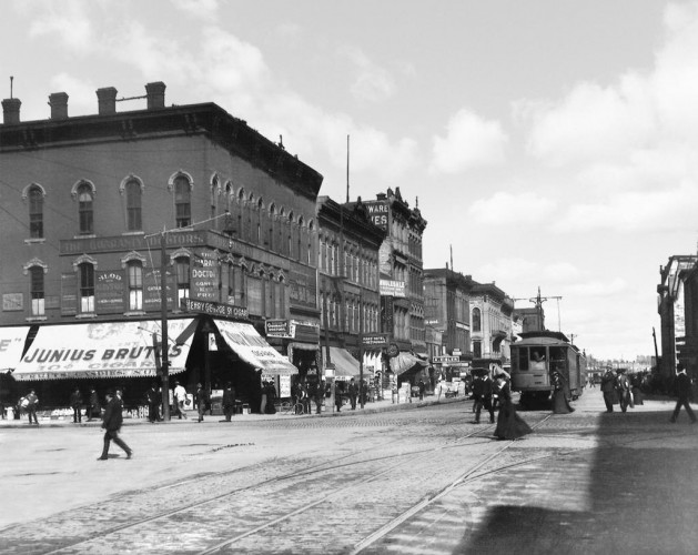Hennepin Avenue from 2nd Street, c1901