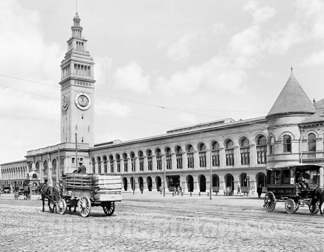 San Francisco, California, Arriving at the the Ferry Building, c1905