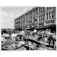 Traffic on Commission Row at the City Market, c1904