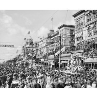 New Orleans, Louisiana, Crowds at the Rex Pagaent, c1907