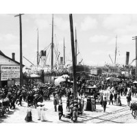 Seattle, Washington, Crowds at the Steamship Docks,, c1898