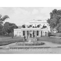 Washington, DC, East Entrance to the White House, c1906